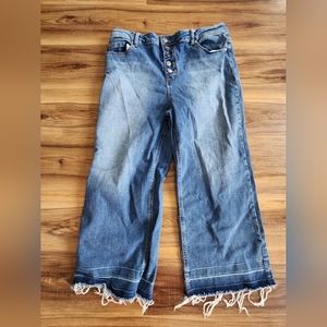 EUC Good Hart by Matilda Jane Cropped Wide Leg Jeans